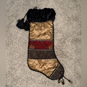 🌟Elegant Gold and Red Holiday Stocking